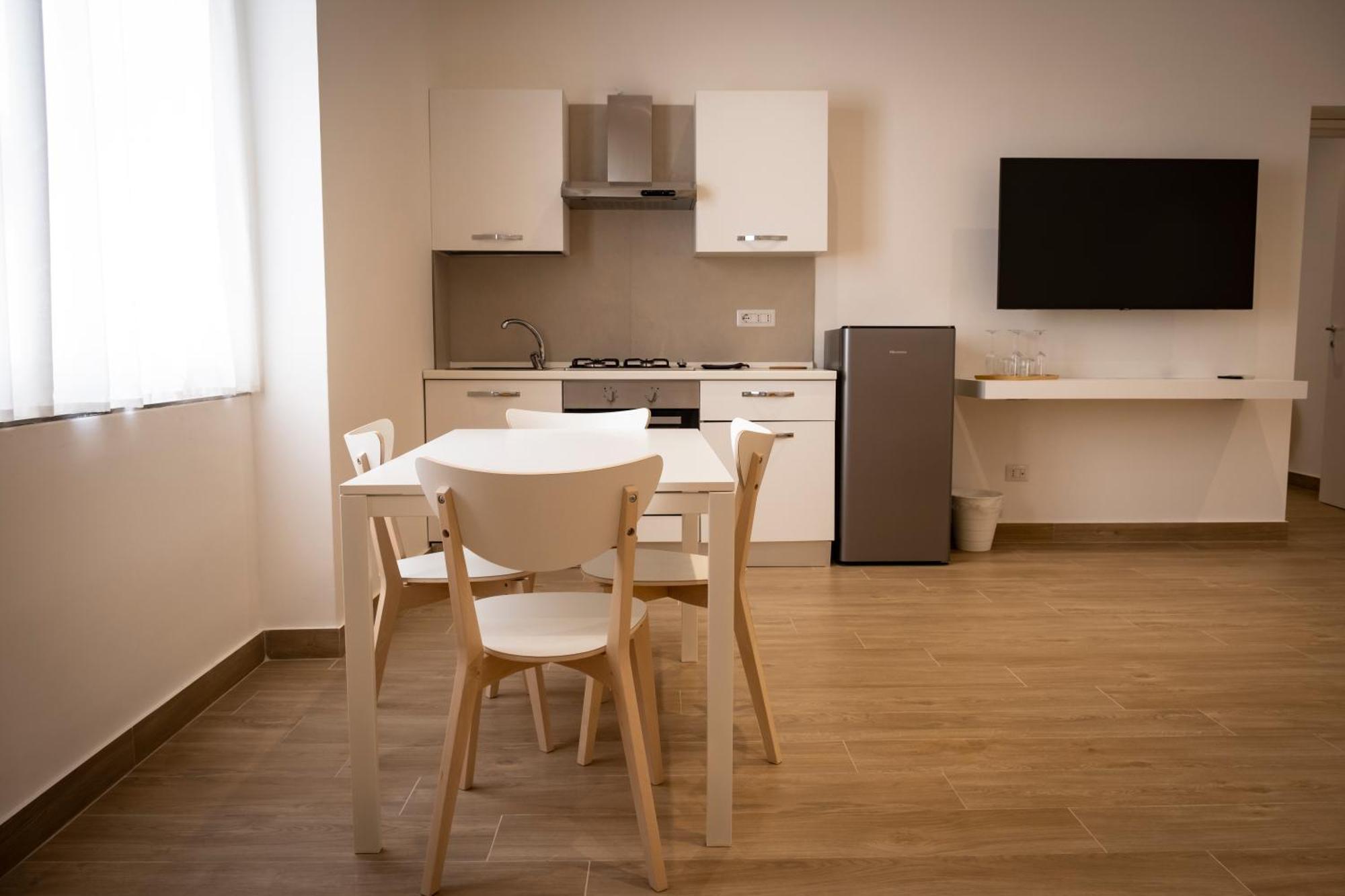 Monumental Luxury Rooms Caserta Exterior photo